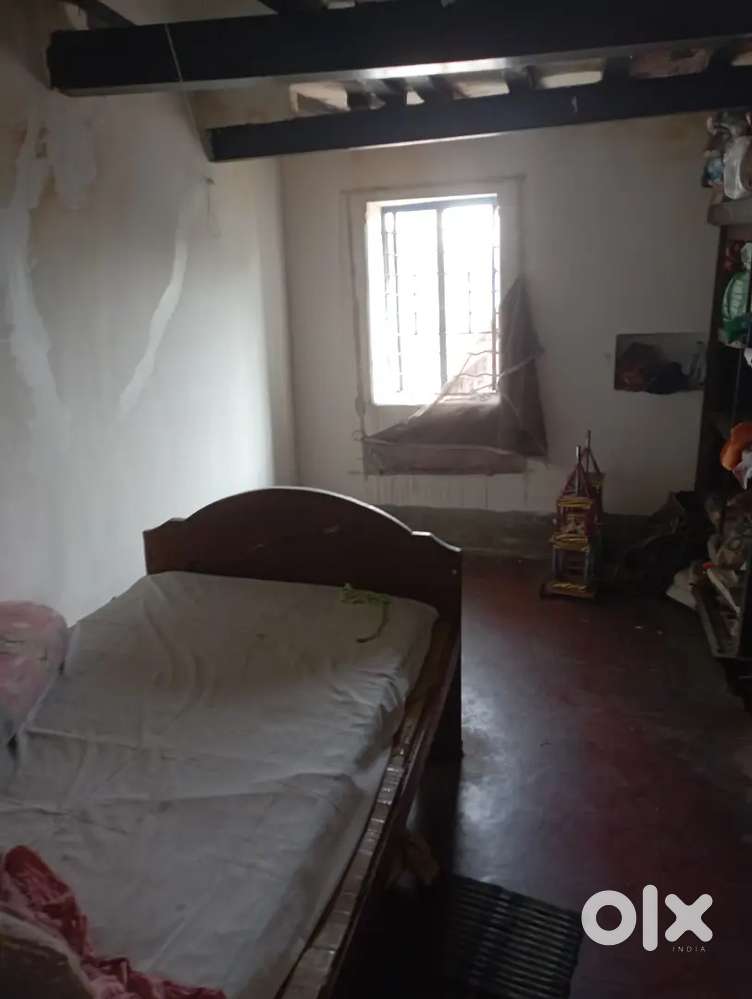 1 rk near ahiritola launch ghat two bed paying guest or small family