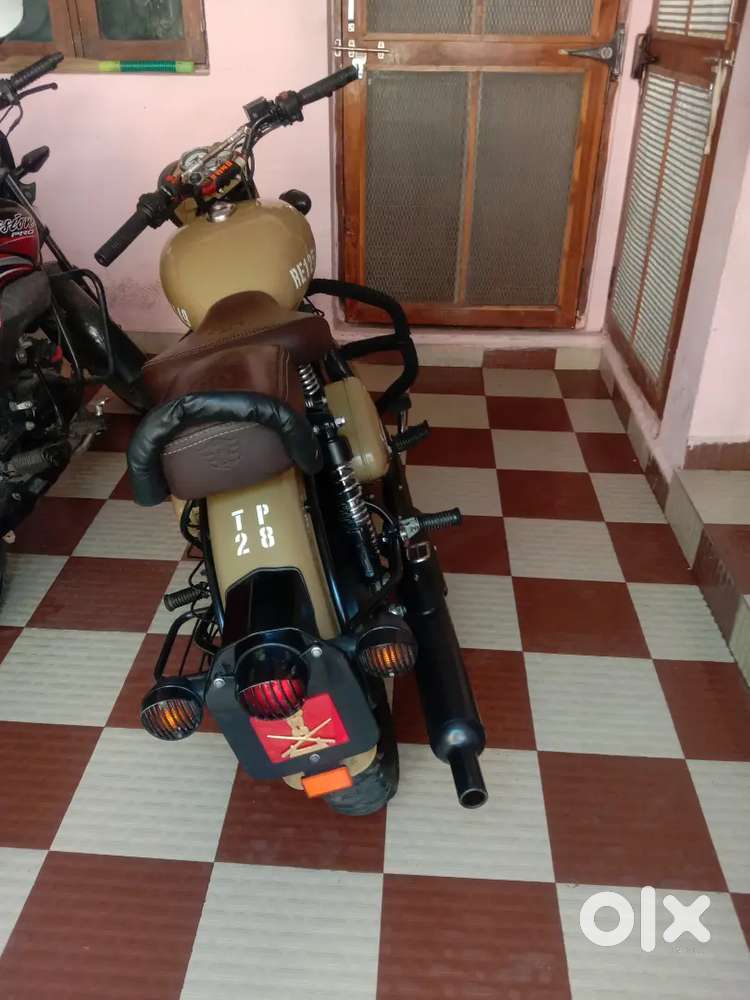 Good condition bike Photo me hai waisi sam condition hai bike ke