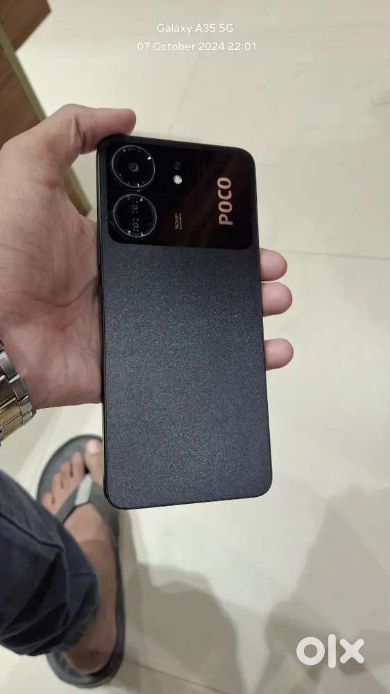 Poco mobile in good condition new