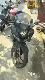 Yamaha R15 V3