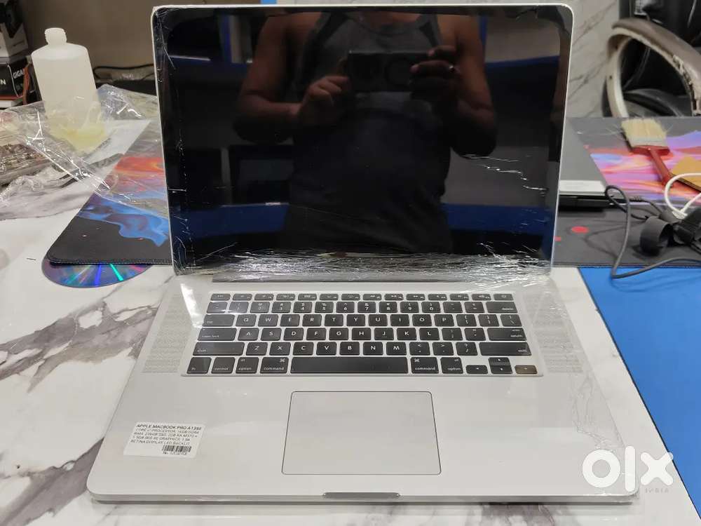 Apple MacBook Pro i7  16gb ram