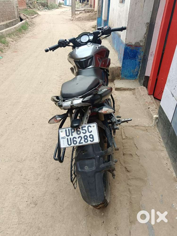Pulsar NS160