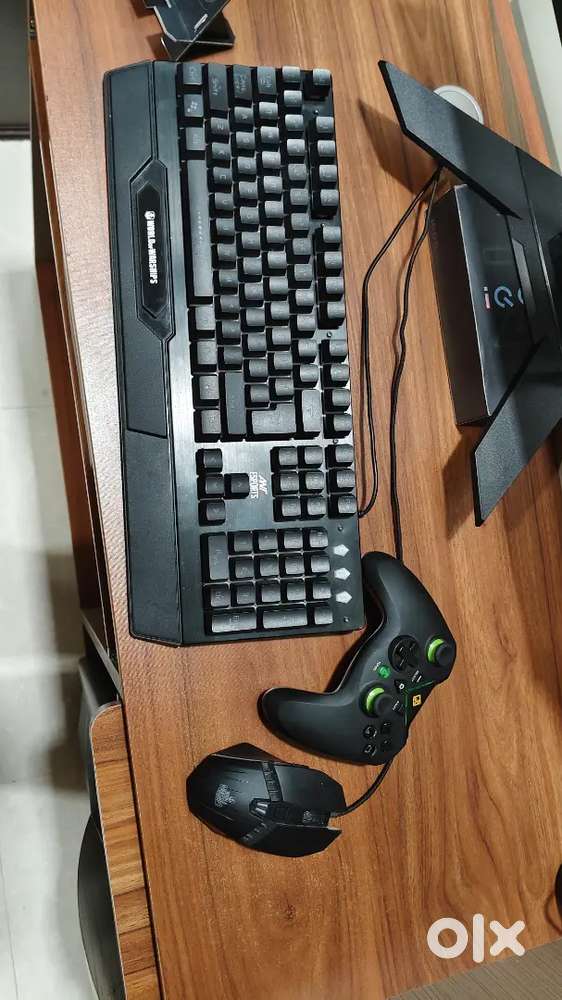 RGB Gaming Set with Controller Support