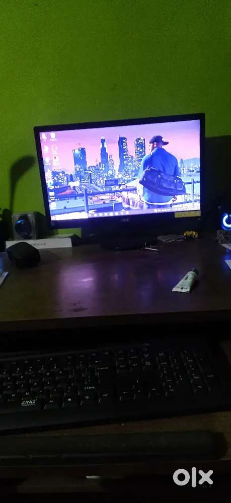 8gb ram  313gb storage all in one setup