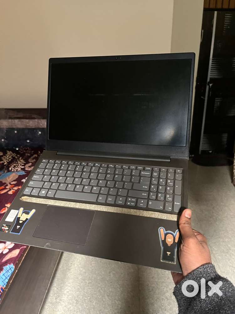 Lenovo Ryzen 3 laptop