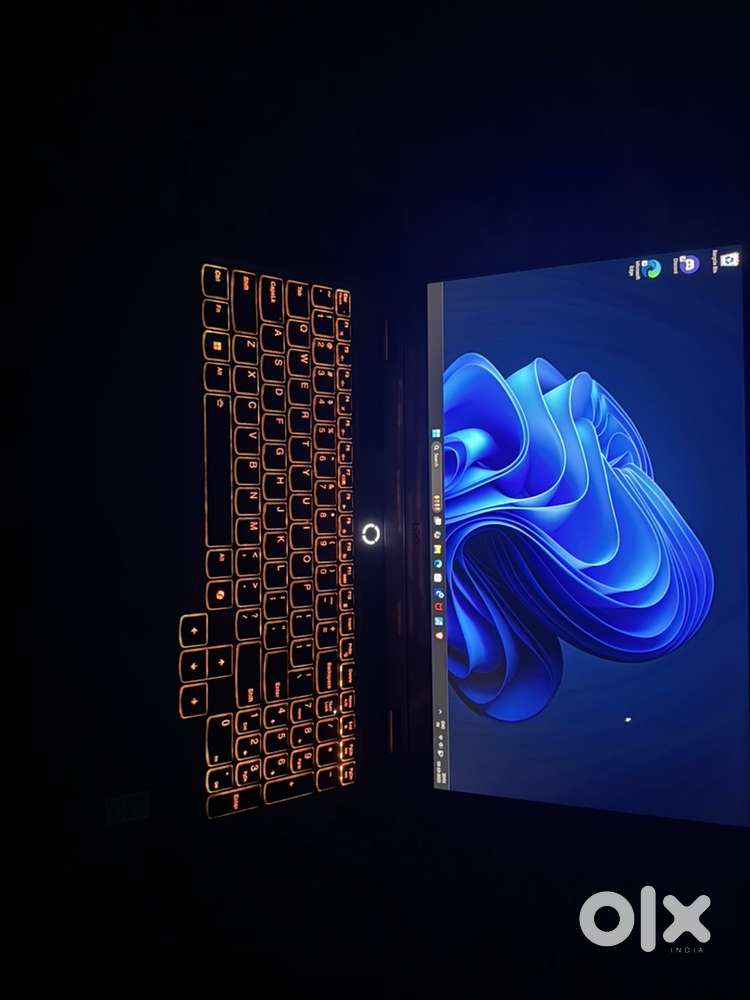 Lenovo LOQ i7 13th Gen / 24GB RAM / 512GB SSD / RTX Graphics / 15.6