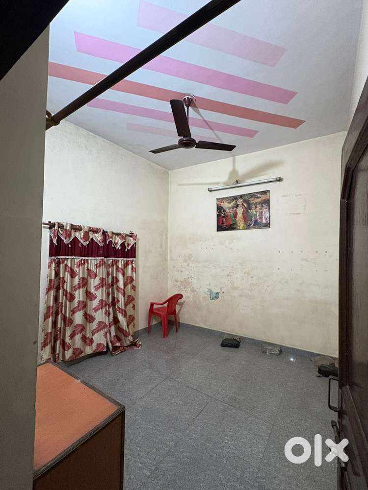 One bedroom one kitchen one bathroom