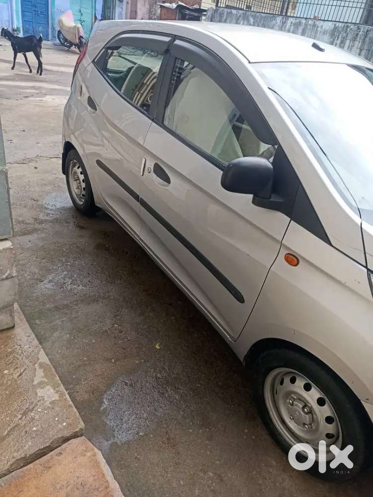 Hyundai EON 2018 Petrol 19995 Km Driven