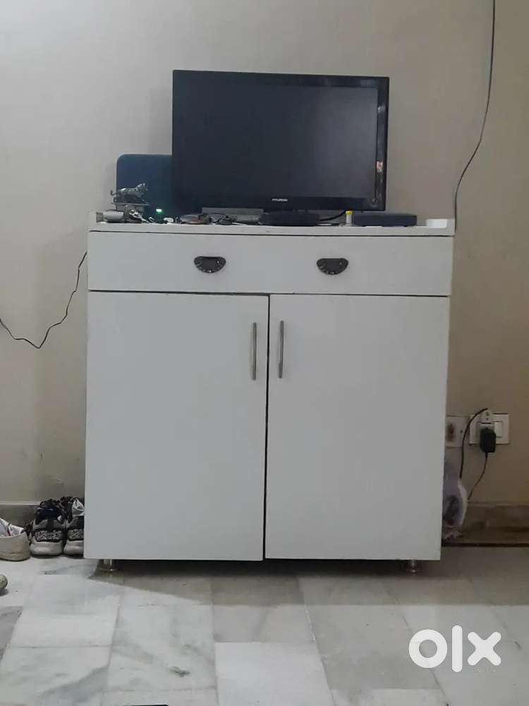 Double bed and shoe rack for sale