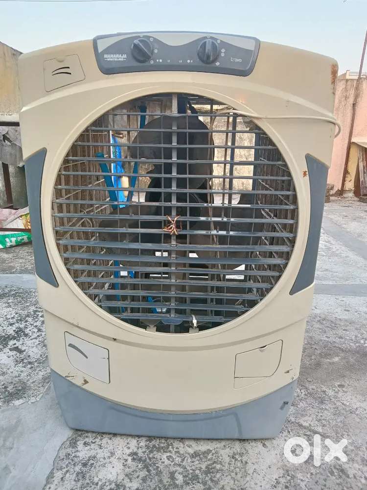 Maharaja Whiteline Rambo Grey Desert Air Cooler