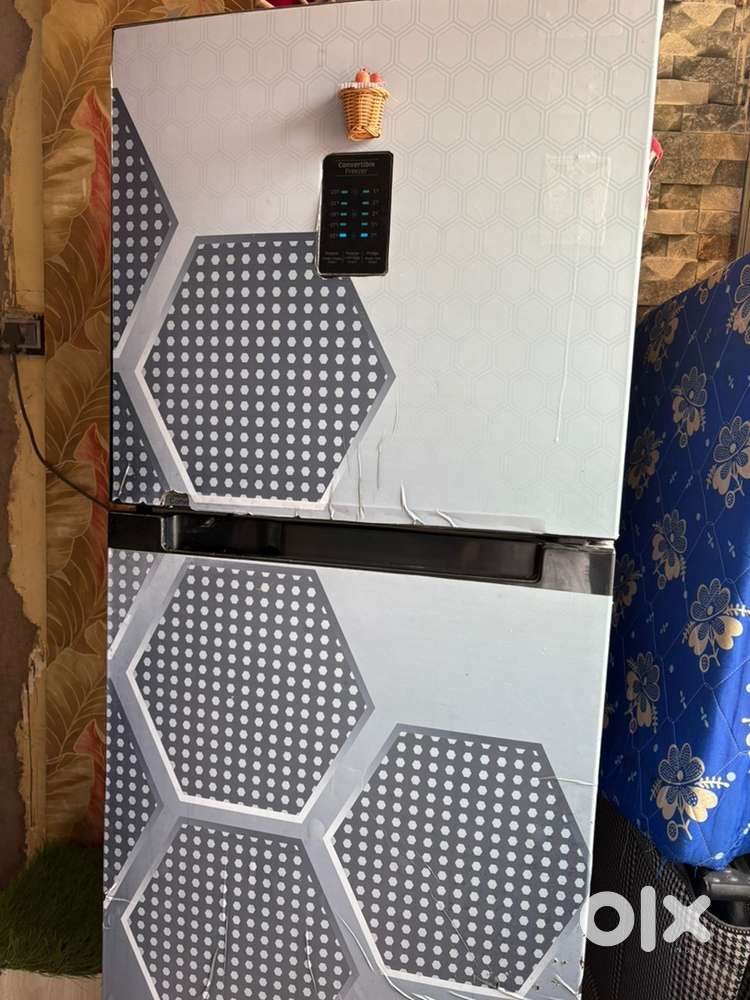 Samsung double door 590 litre refrigerator