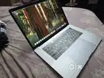 Macbook Pro 15inch 2019 i7 16gb AMD Graphics