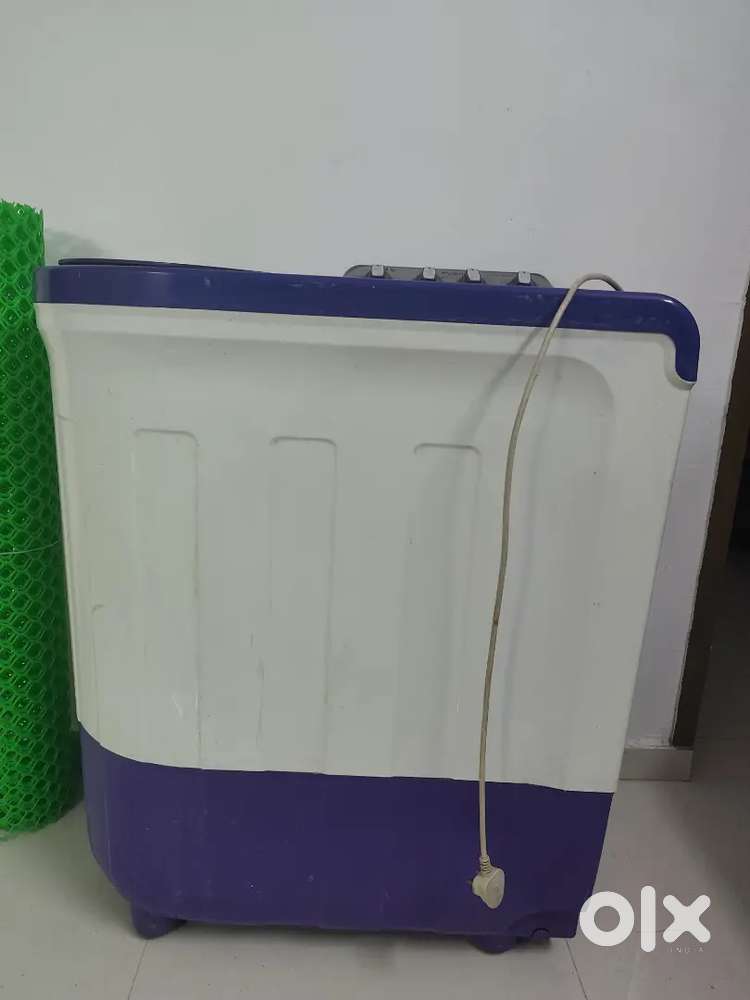 Whirlpool 7.5 KG Semi automatic Washing Machine