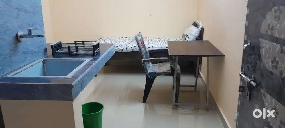 I want a female maid