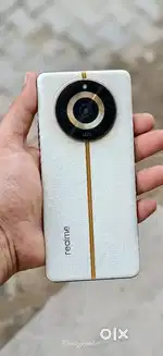 Realme 11 pro  5g 8 gb ram 128 gb rom