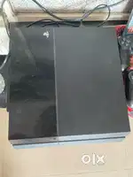 Play station 4(ps4)