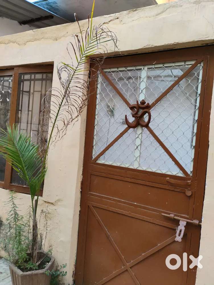 1 bhk flat harshvardhan nagar,near MANI and TT Nagar