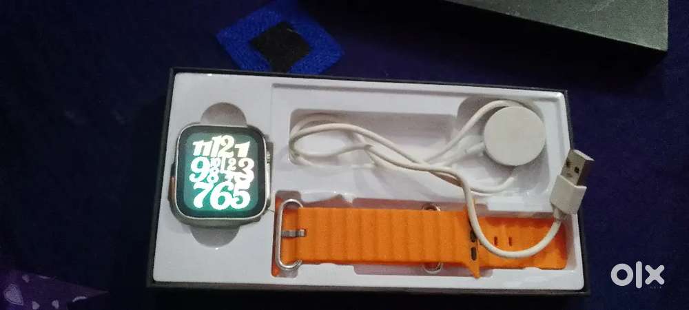 Digital watch ek dum sahi hai