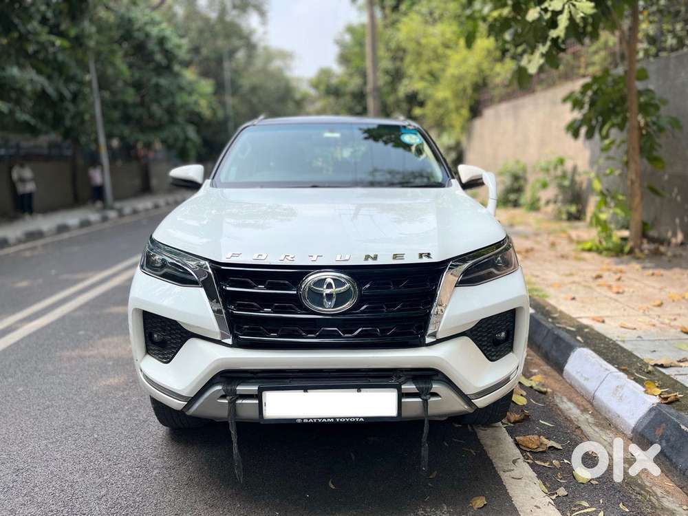 Toyota Fortuner 4X2 AT 2.7 Petrol, 2021, Petrol