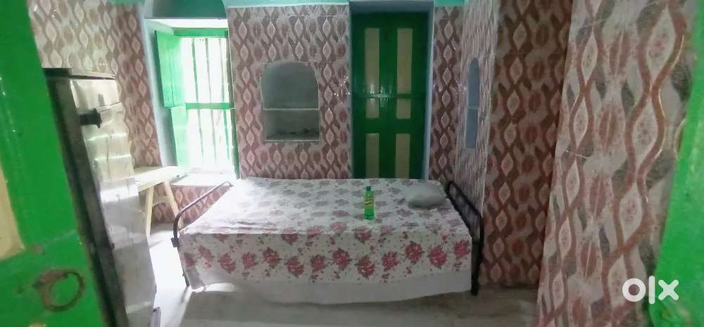 Ladies Pg for student