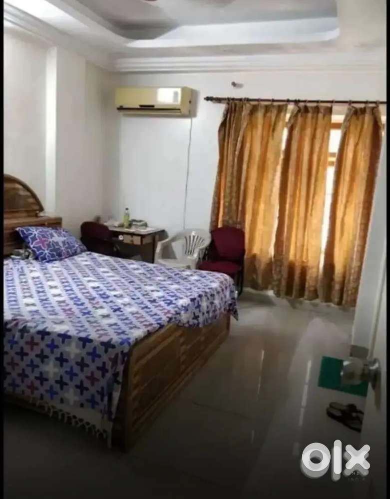Room For Girls..