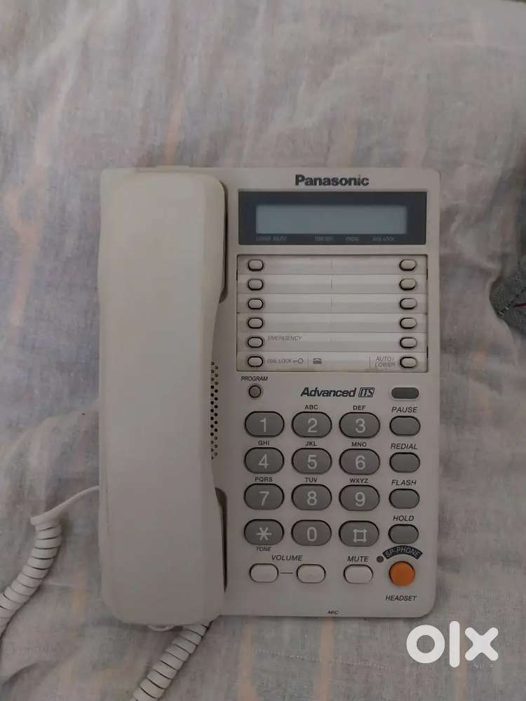 Panasonic Corded Landline Phone – Excellent Condition, 6 Months Old