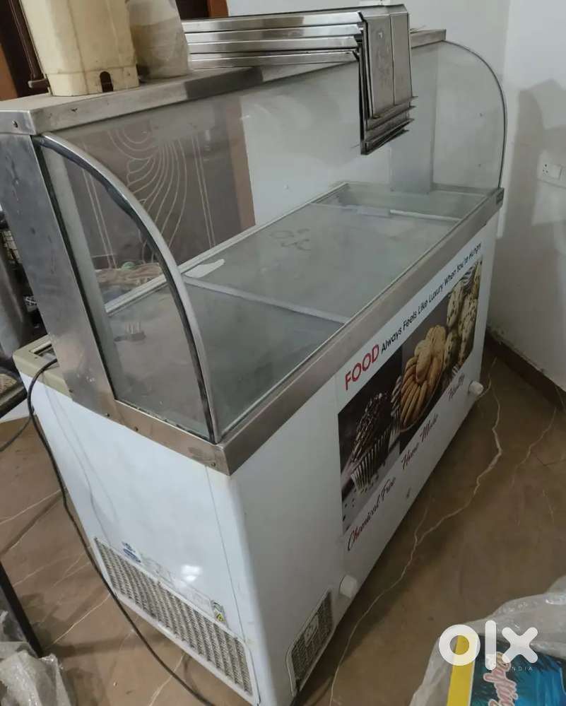 Ice Cream Display Freeze