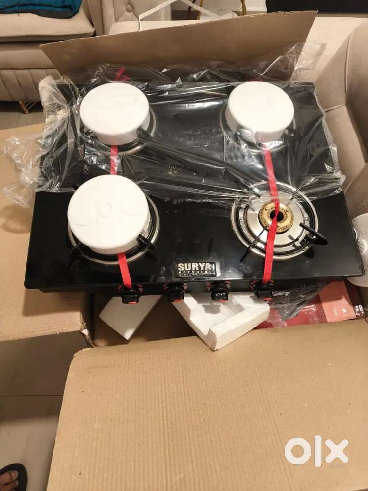 4 burner GAS STOVE