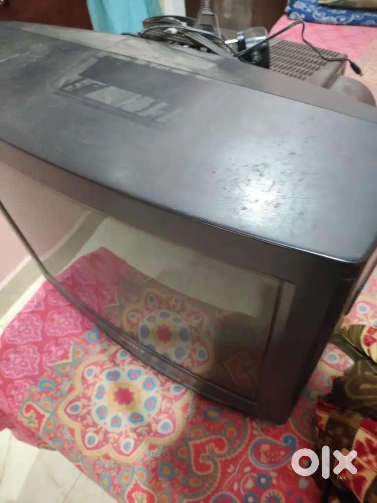 Sony TV in good condition and good quality picture