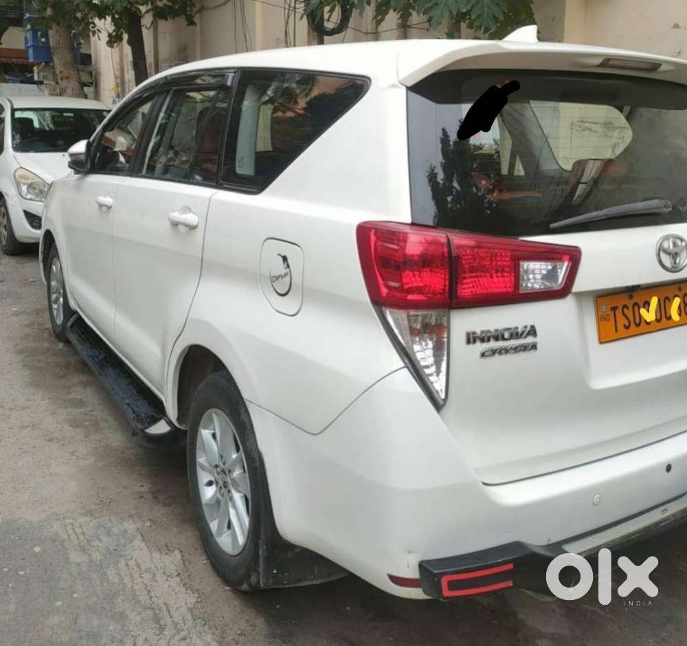 Toyota Innova Crysta G 8 STR, 2019