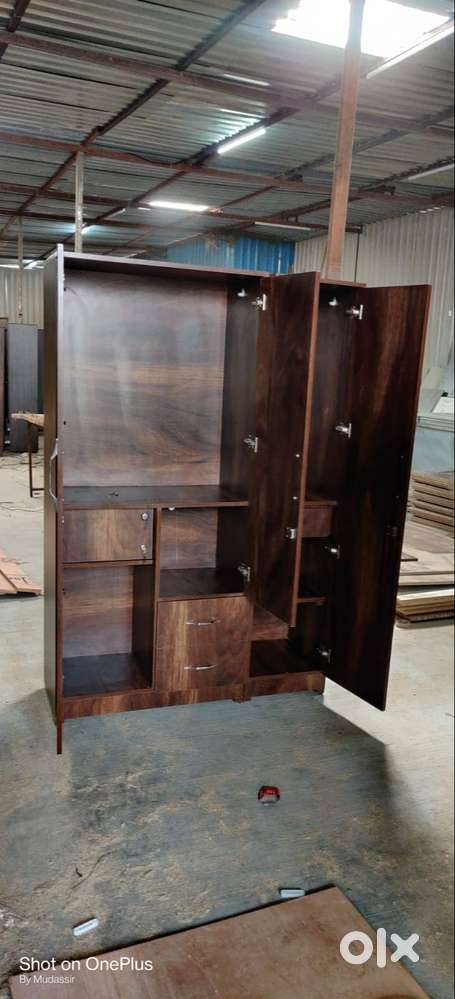 NEW 3 DOOR WARDROBE IN FACTORY PRICE