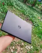 Dell laptop 
Amd prosser