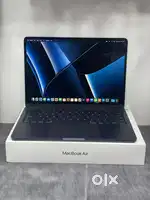 Apple Macbook Air M3 13inch 16GB / 512GB Warranty Till January 2026