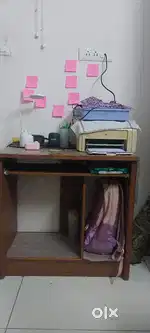 Computer table
