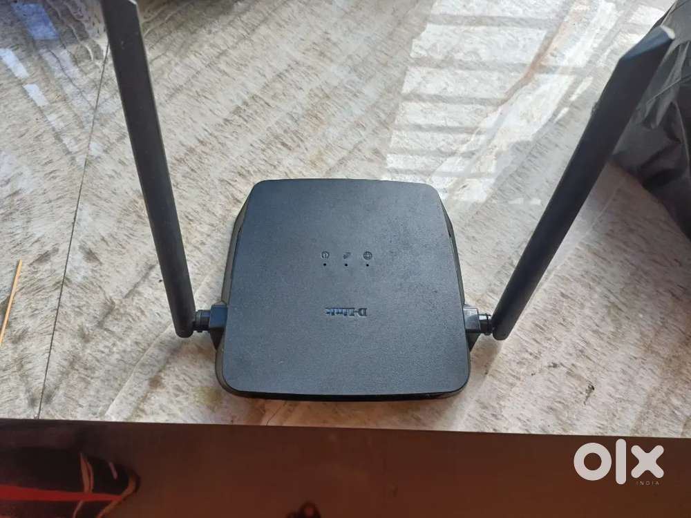 D link WiFi (router)