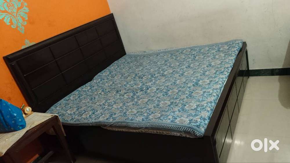 Double bed