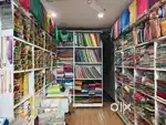 Matching Centre With Furniture for Sell
