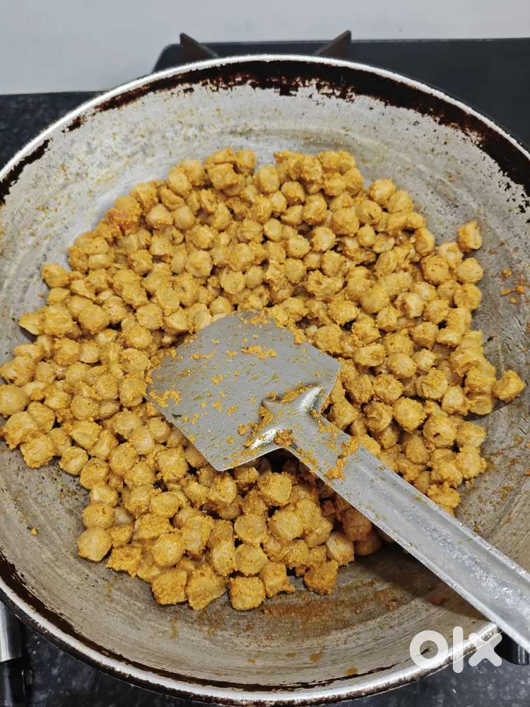 We provide home made food