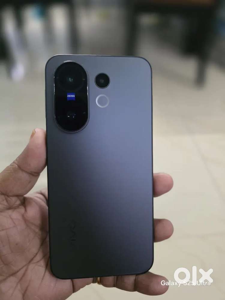 2months old Vivo X200 FE 256GB