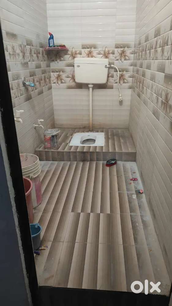 1 room for rent and sharing washroom for boys