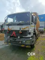 Bulker Bharatbenz 3123 12 tyre 24 feet model 2017