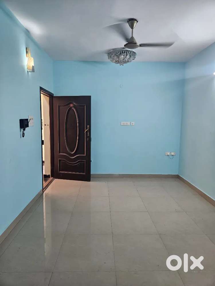 3.5 bhk for rent in Jalladianpet with big car parking