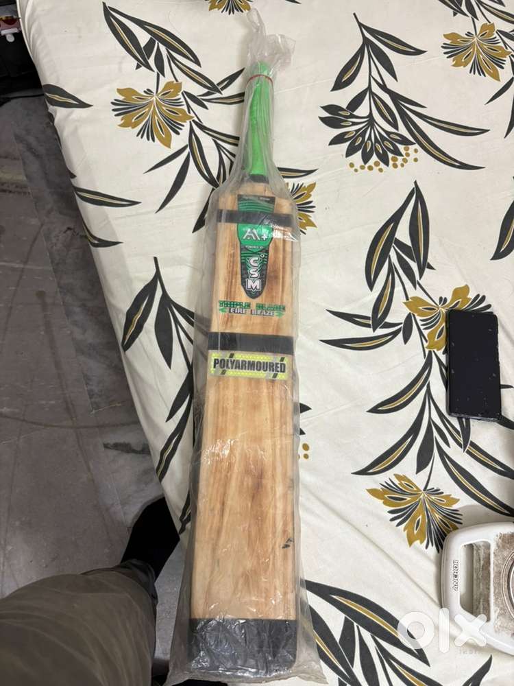 Cricket bat