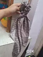 Scrunchie brown