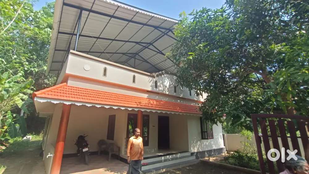 House and 10cent plot for sale near kallambalam, nagaroor