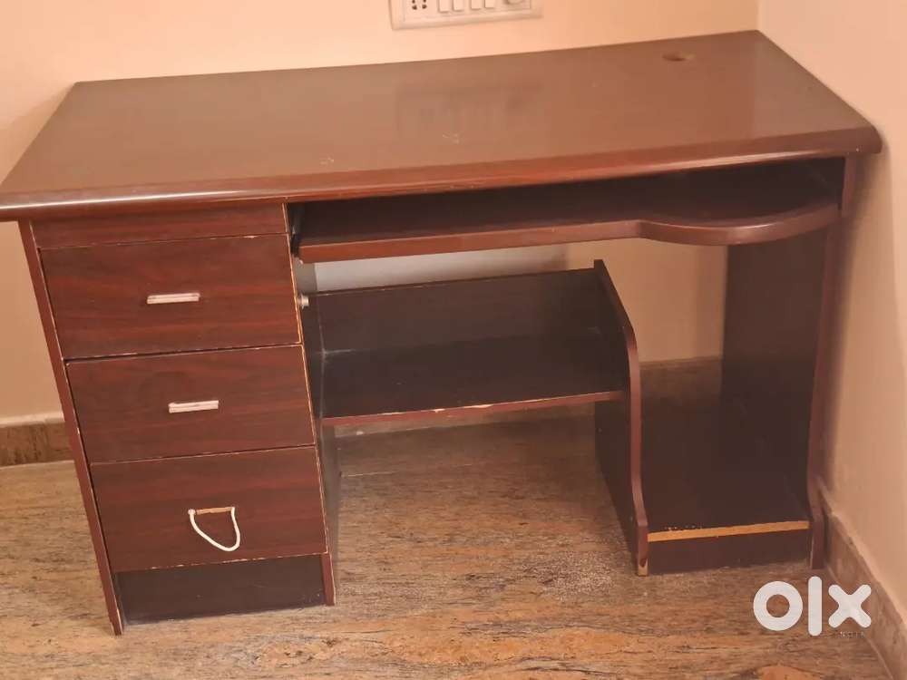 Computer table  and chair