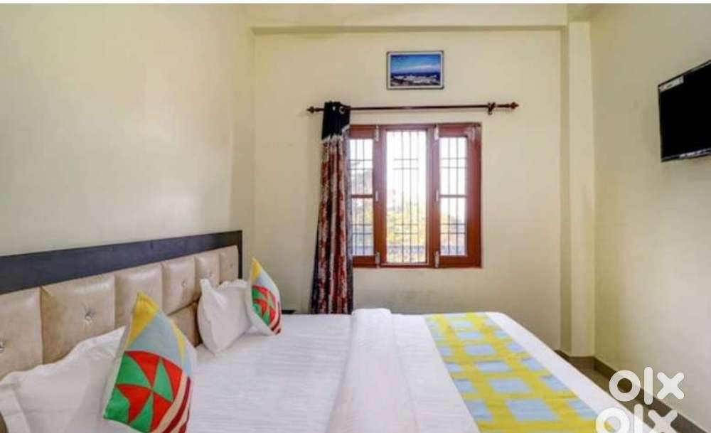 3bhk fully furnished floor