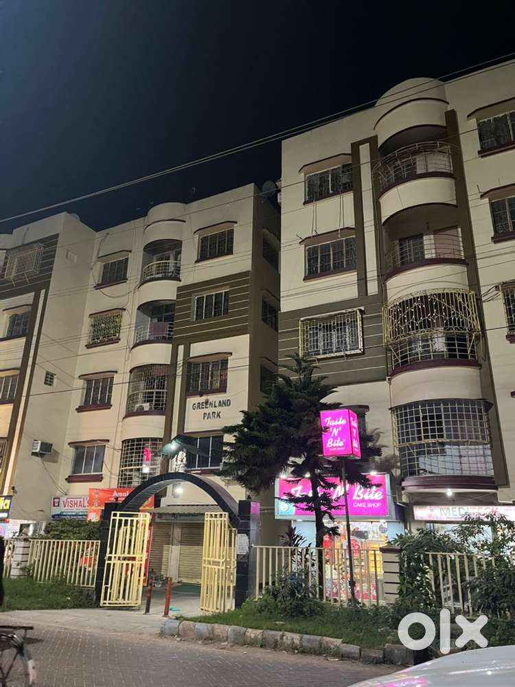 Urgent Clean n tidy 1bhk ,near kamalghazi more attached balcony