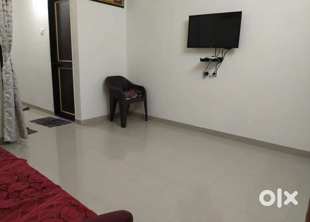 2bhk big flat for sale at decent location