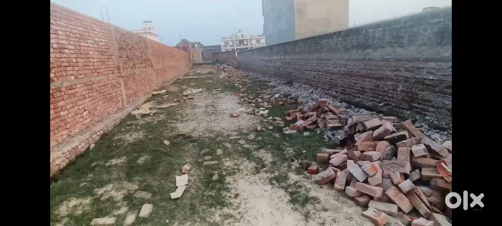 Plots Near  Taramandal Shukla Gas Agency ke piche